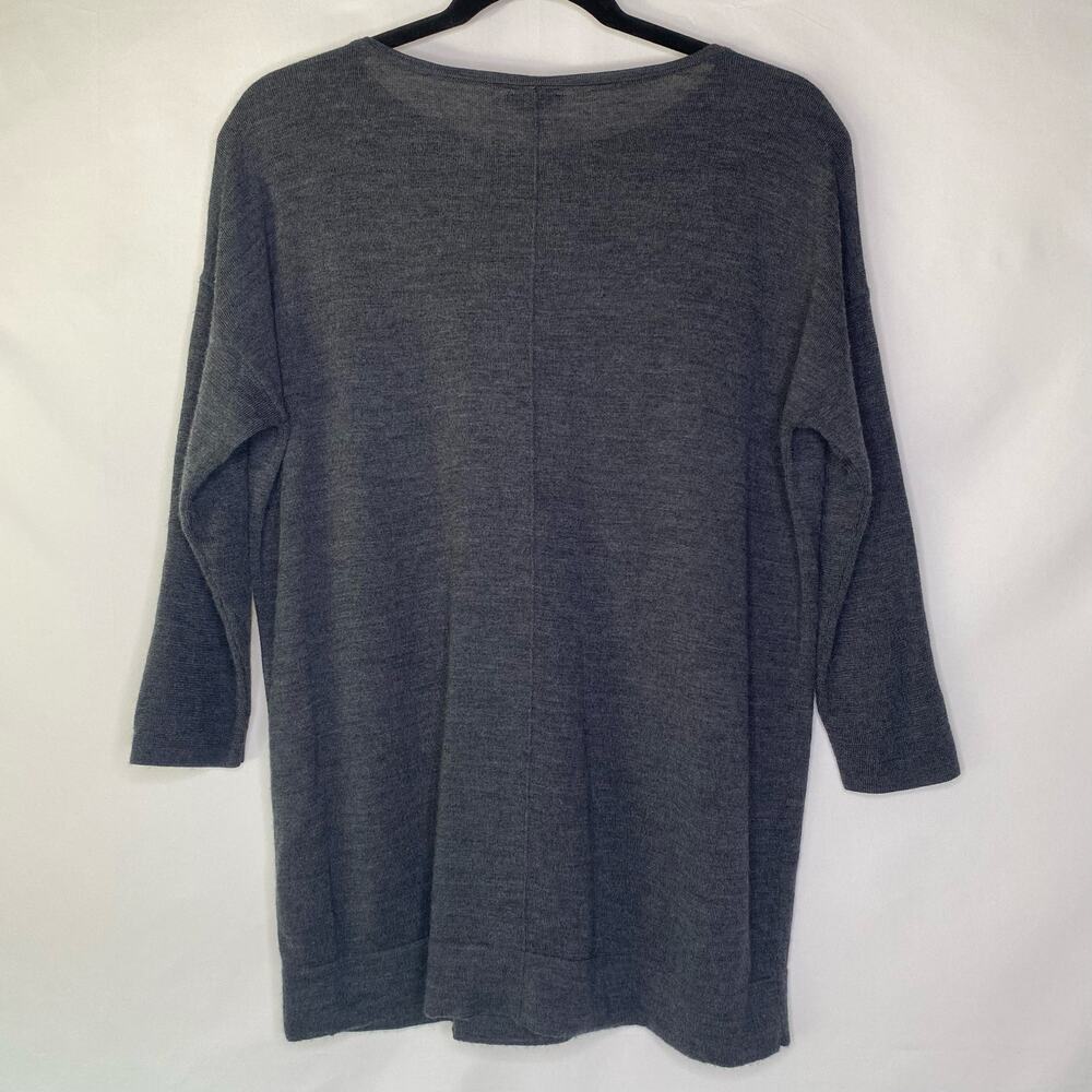 J. Jill Gray Merino Wool Washable Sweater Size Medium Lagenlook Normcore Comfy - Picture 9 of 10